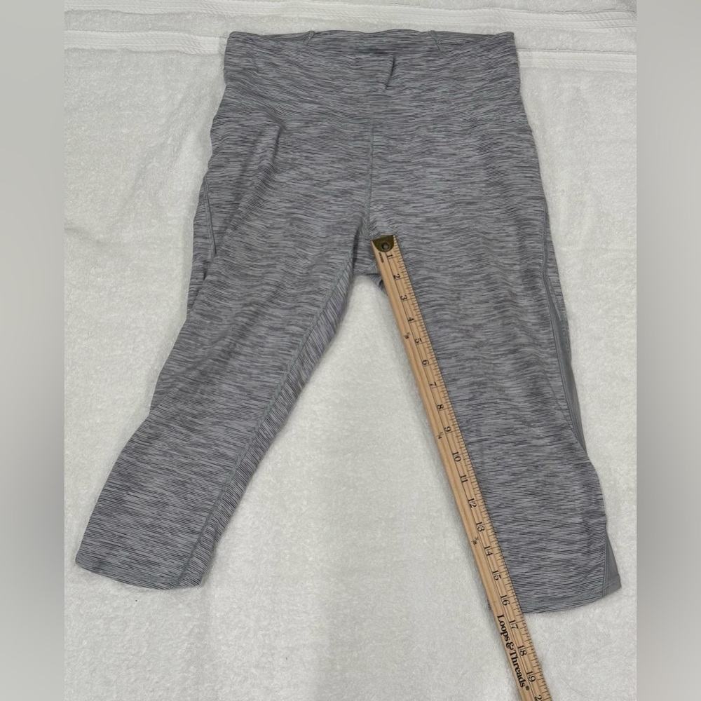 Gray Lululemon Leggings Size 8 - Picture 8 of 10